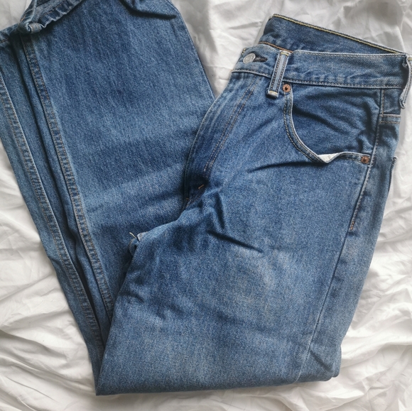SOLD - Levi's 550 Denim Jeans - Picture 4 of 4
